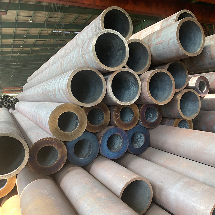 Carbon steel round pipe - Image 15